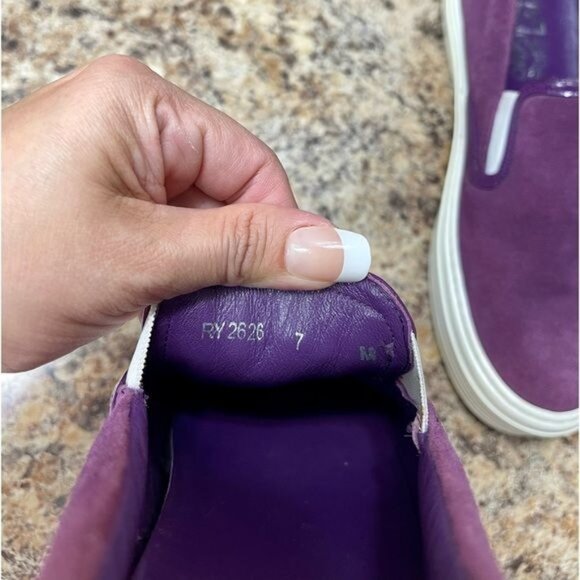 SALVATORE FERRAGAMO Slip-On Sneakers 7 - Picture 10 of 14